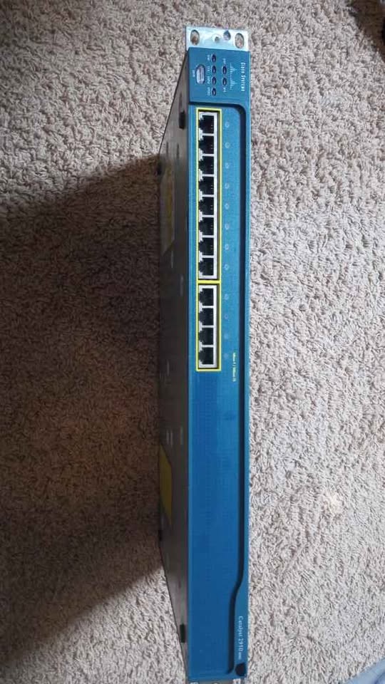 Cisco Catalyst 2950-12 10/100 12-Port Switch (WS-C2950-12)