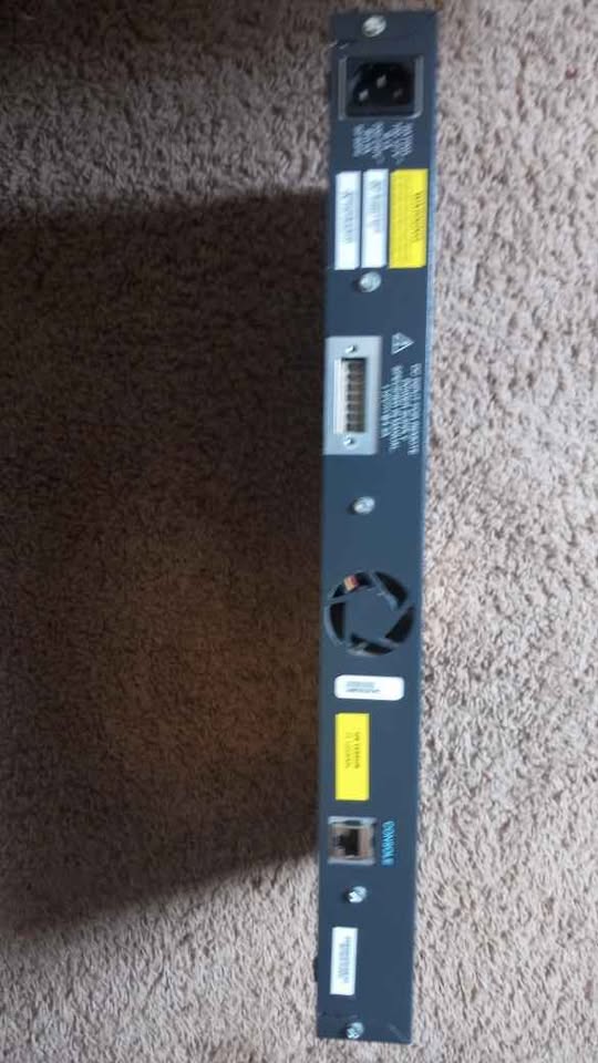 Cisco Catalyst 2950-12 10/100 12-Port Switch (WS-C2950-12)