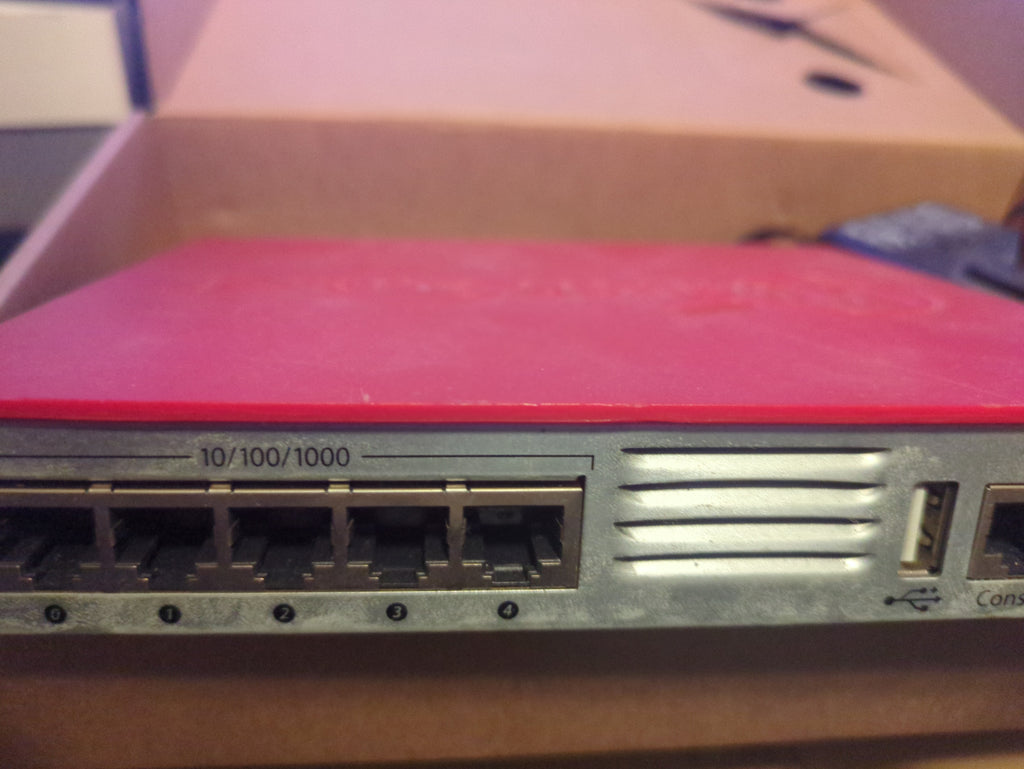 WatchGuard XTM2 Series UTM Network Security Appliance- FS1E5