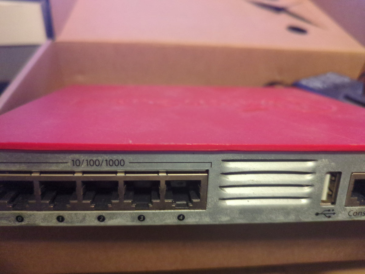 WatchGuard XTM2 Series UTM Network Security Appliance- FS1E5