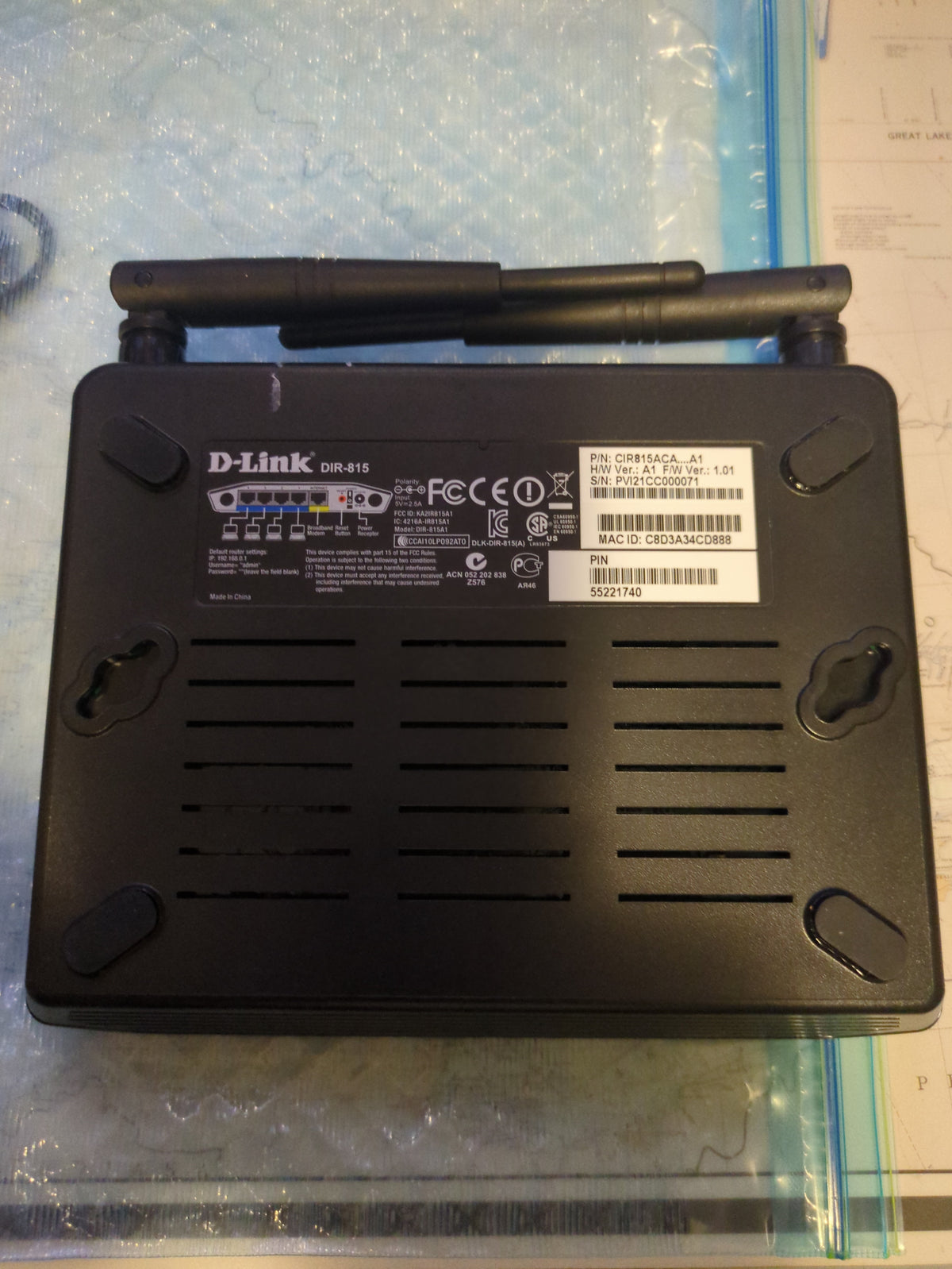 D-Link DIR-815